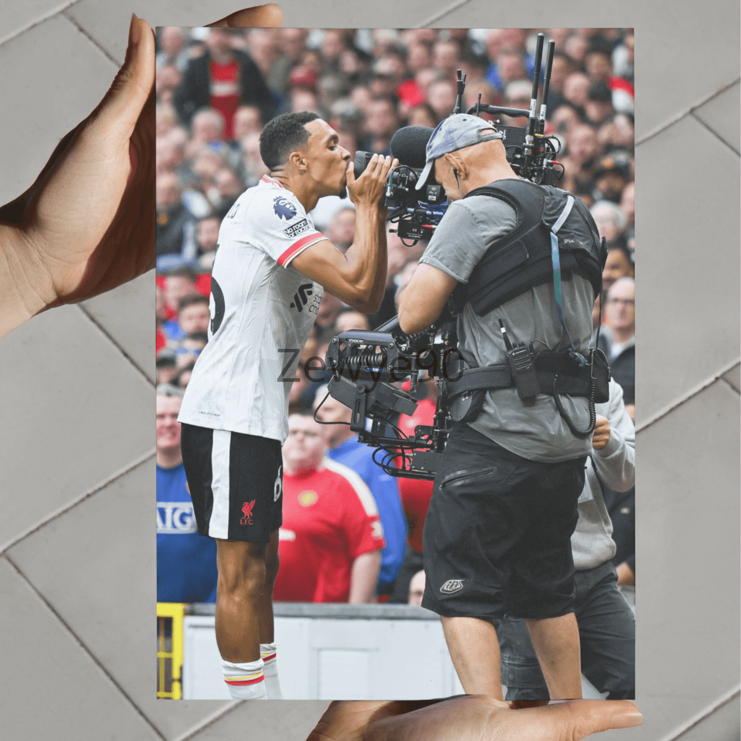 Alexander-Arnold: Camera Moment